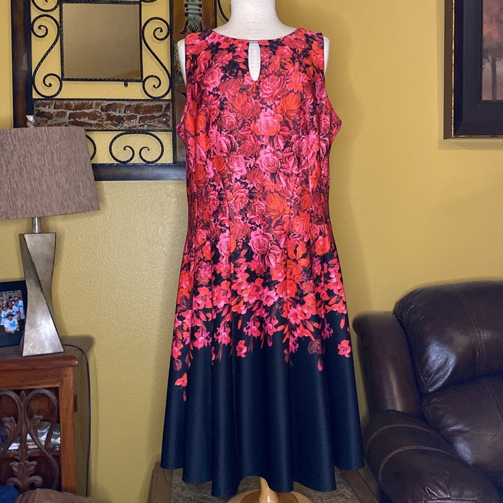 Gabby Skye dress